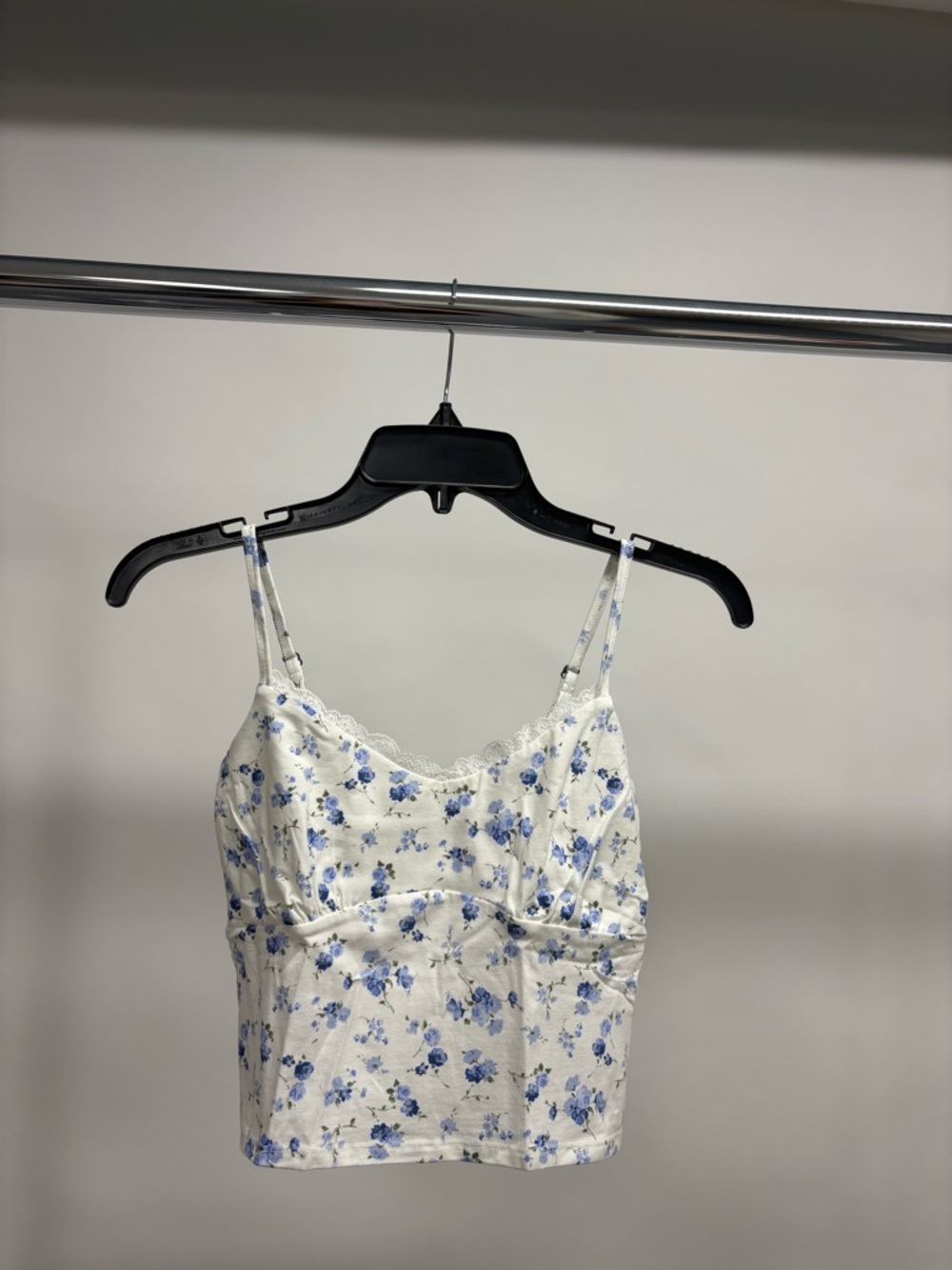 Hollister White Floral Lace-Trim Cami Top with Blue Flower Print